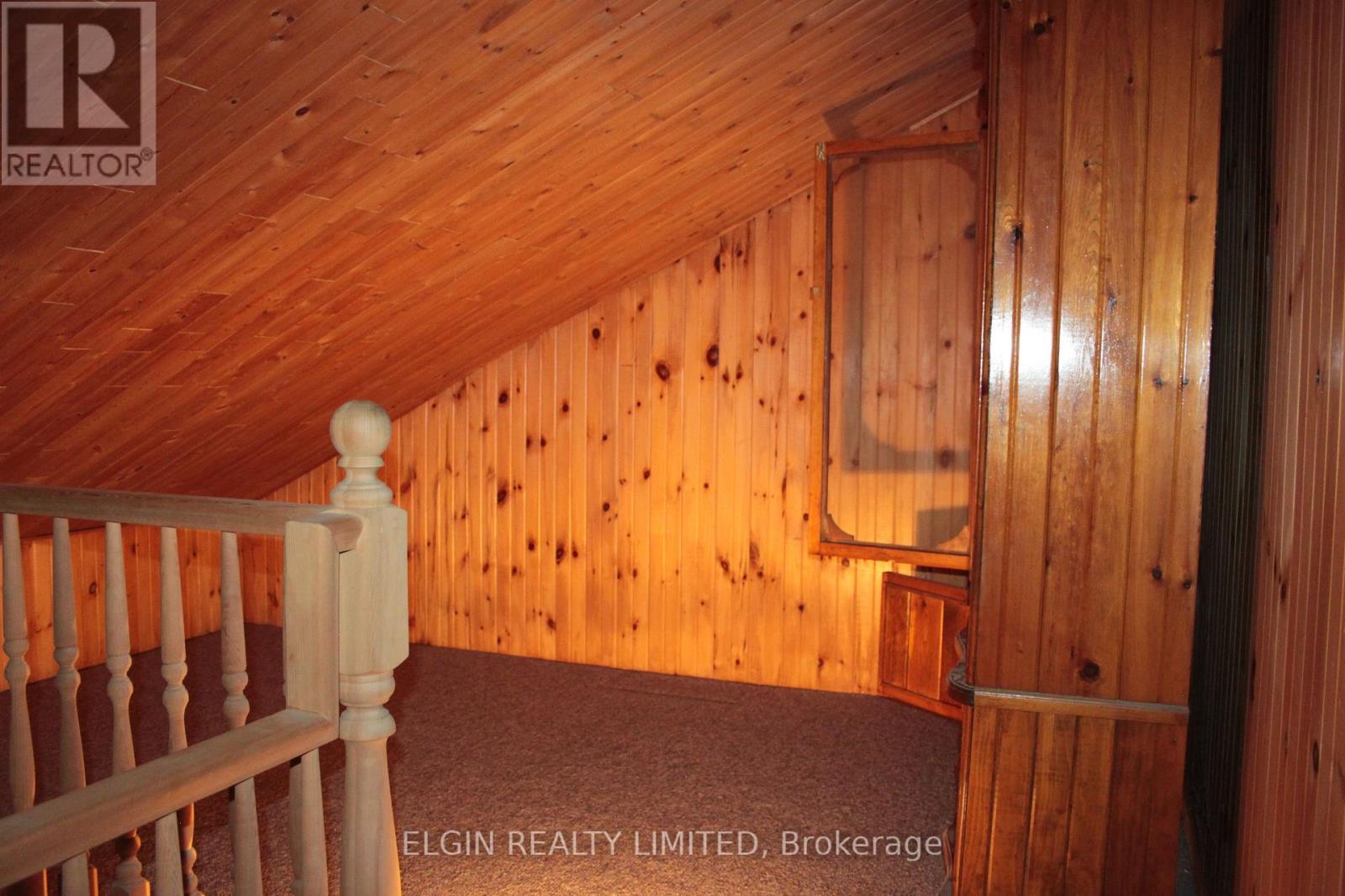 \"other room\" could be office or reading area - 44356 Talbot Line, Central Elgin, ON