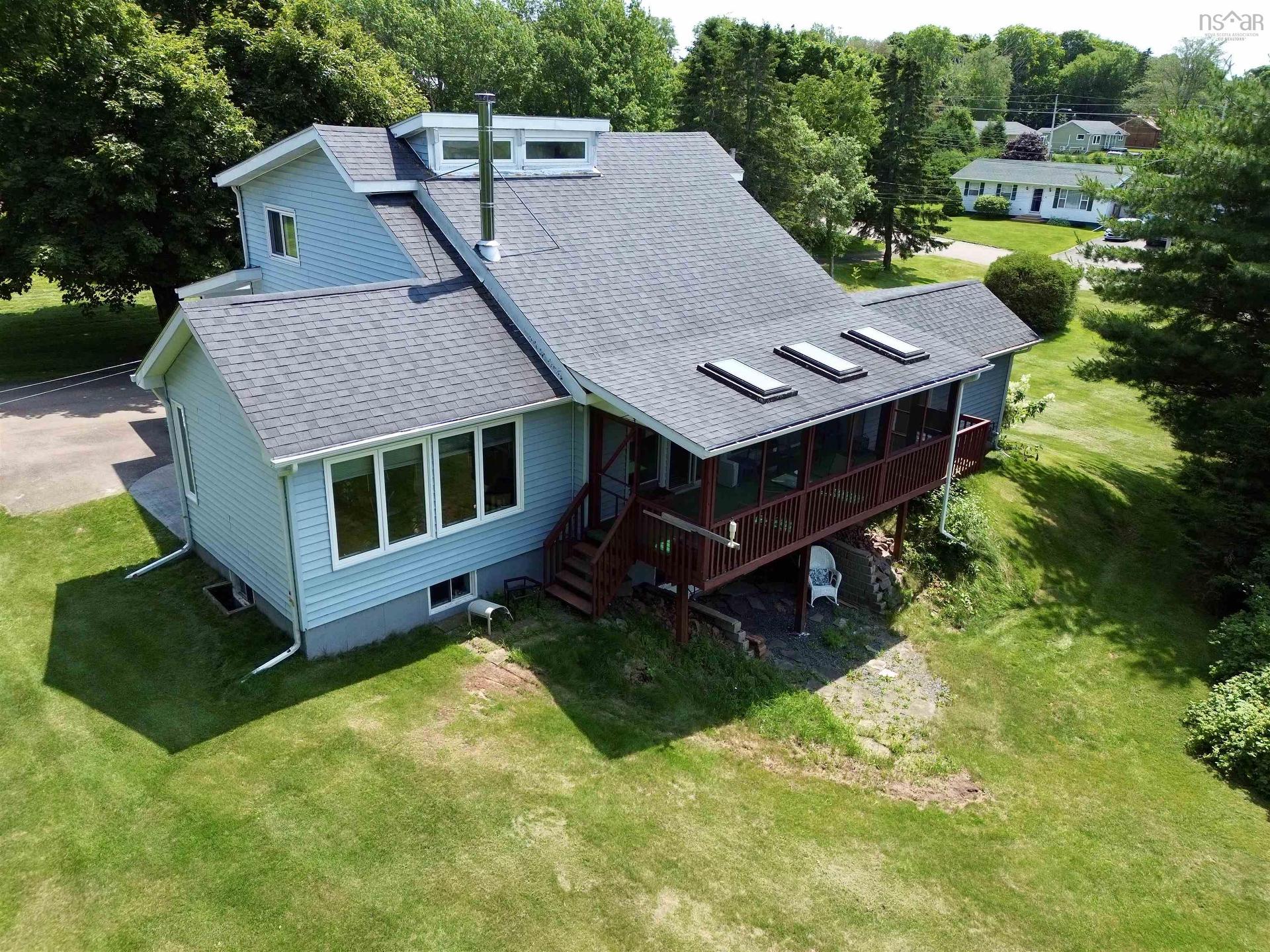 5 Lamy Street, Amherst, NS