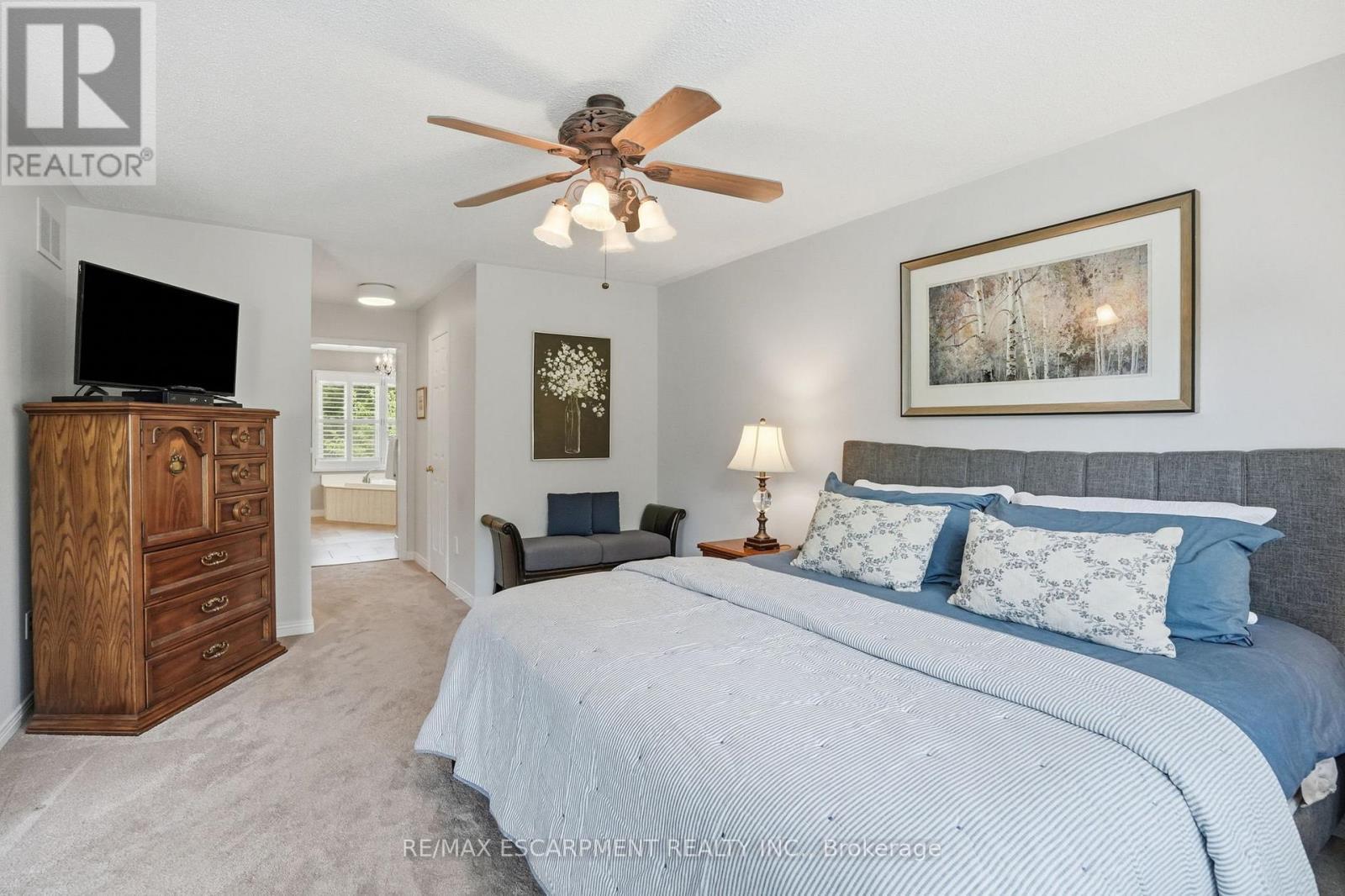 4129 Millcroft Park Drive, Burlington, ON