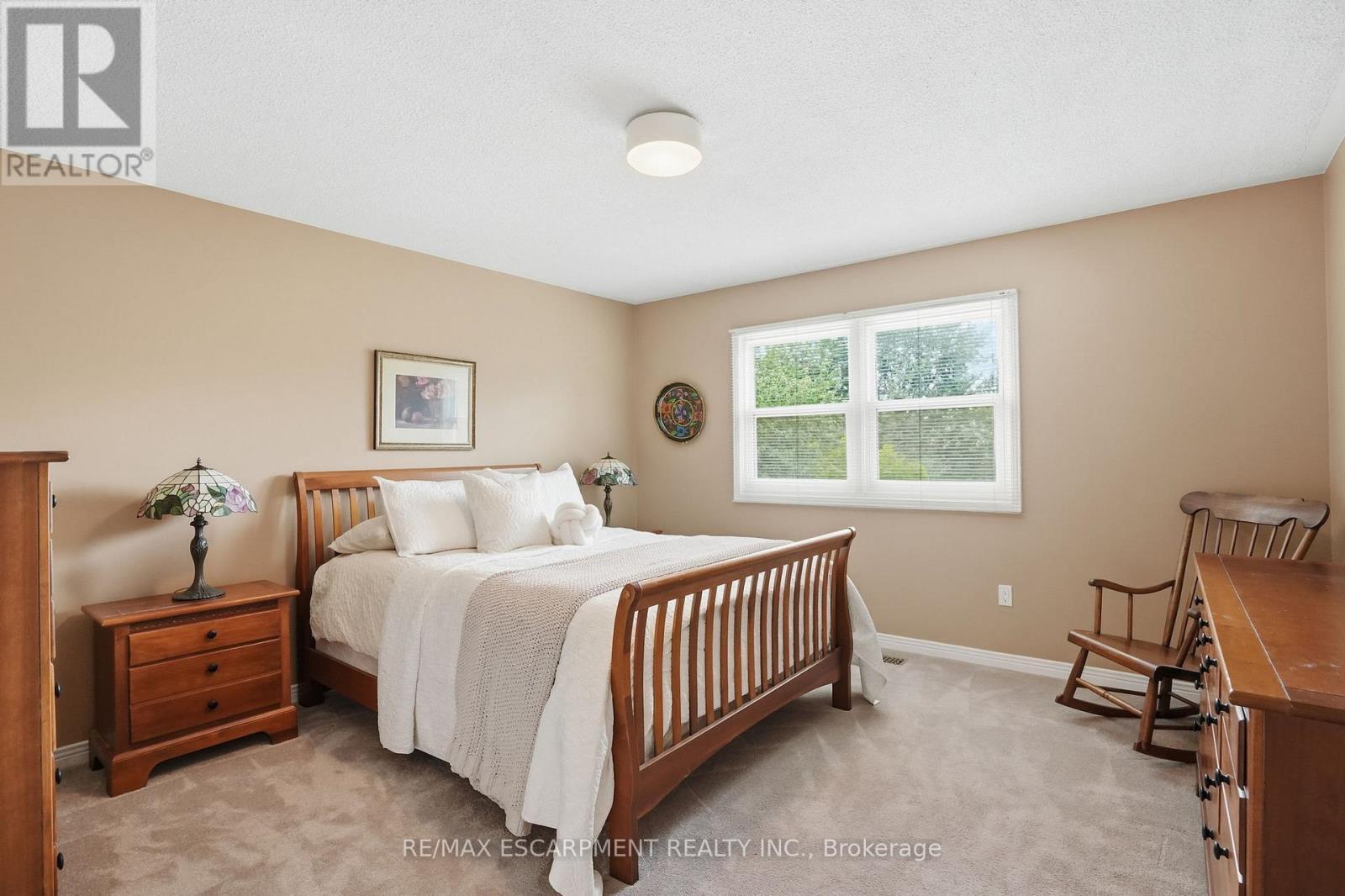 4129 Millcroft Park Drive, Burlington, ON