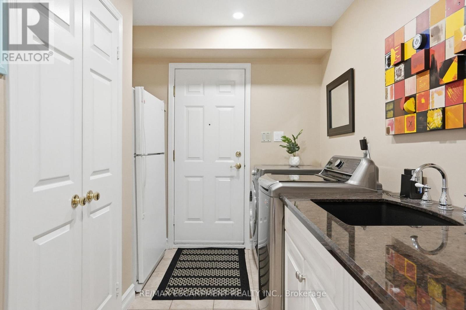 4129 Millcroft Park Drive, Burlington, ON
