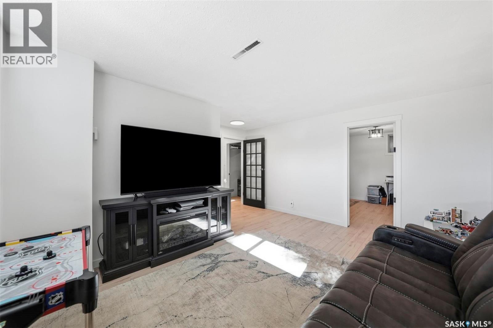 1214 Elevator Road, Saskatoon, SK