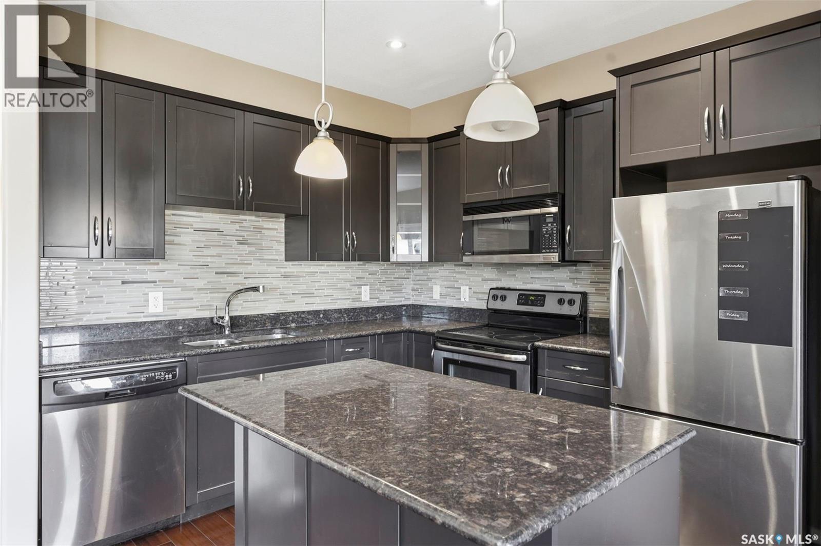 320 Willowgrove Lane, Saskatoon, SK