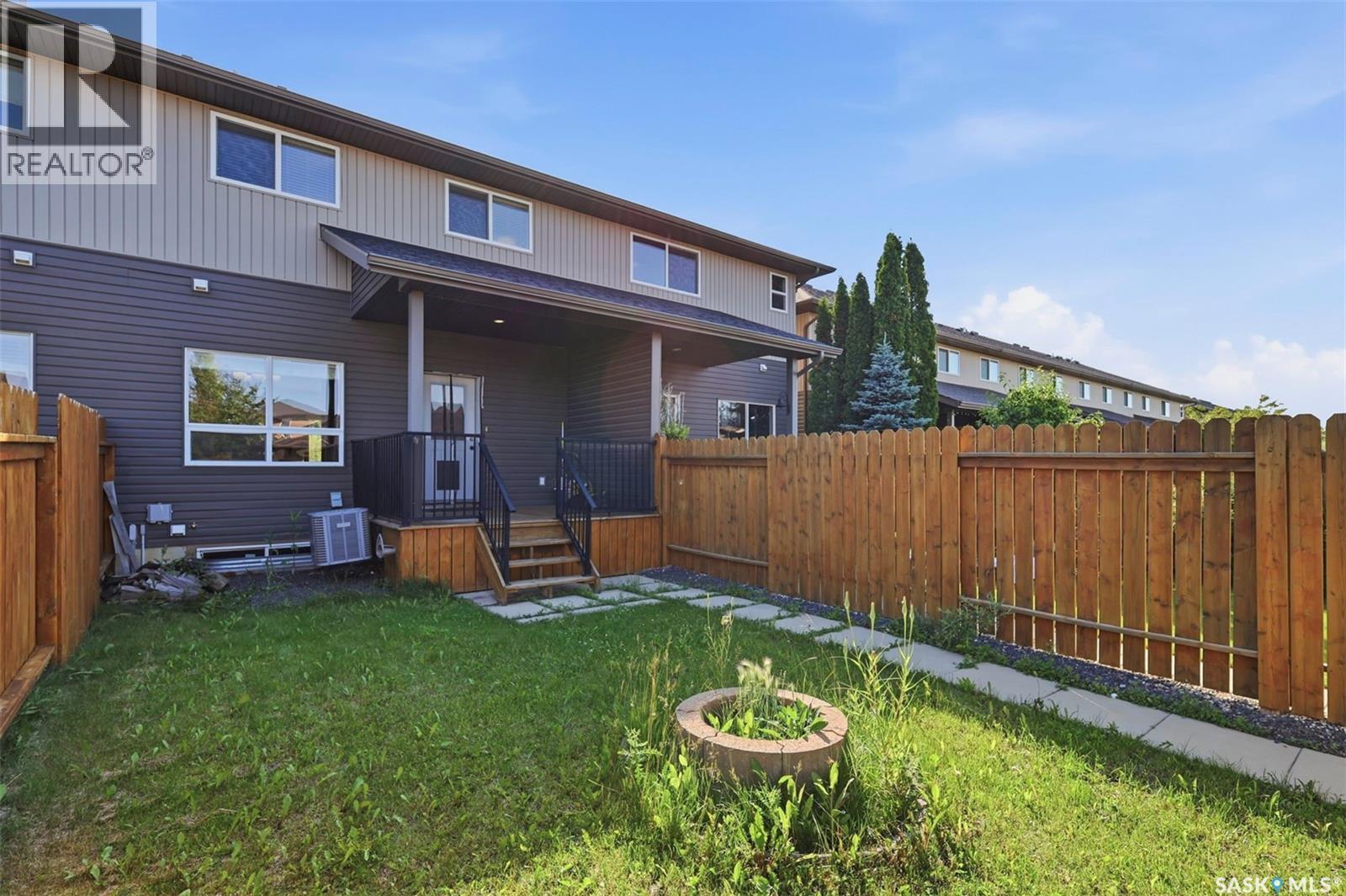 320 Willowgrove Lane, Saskatoon, SK