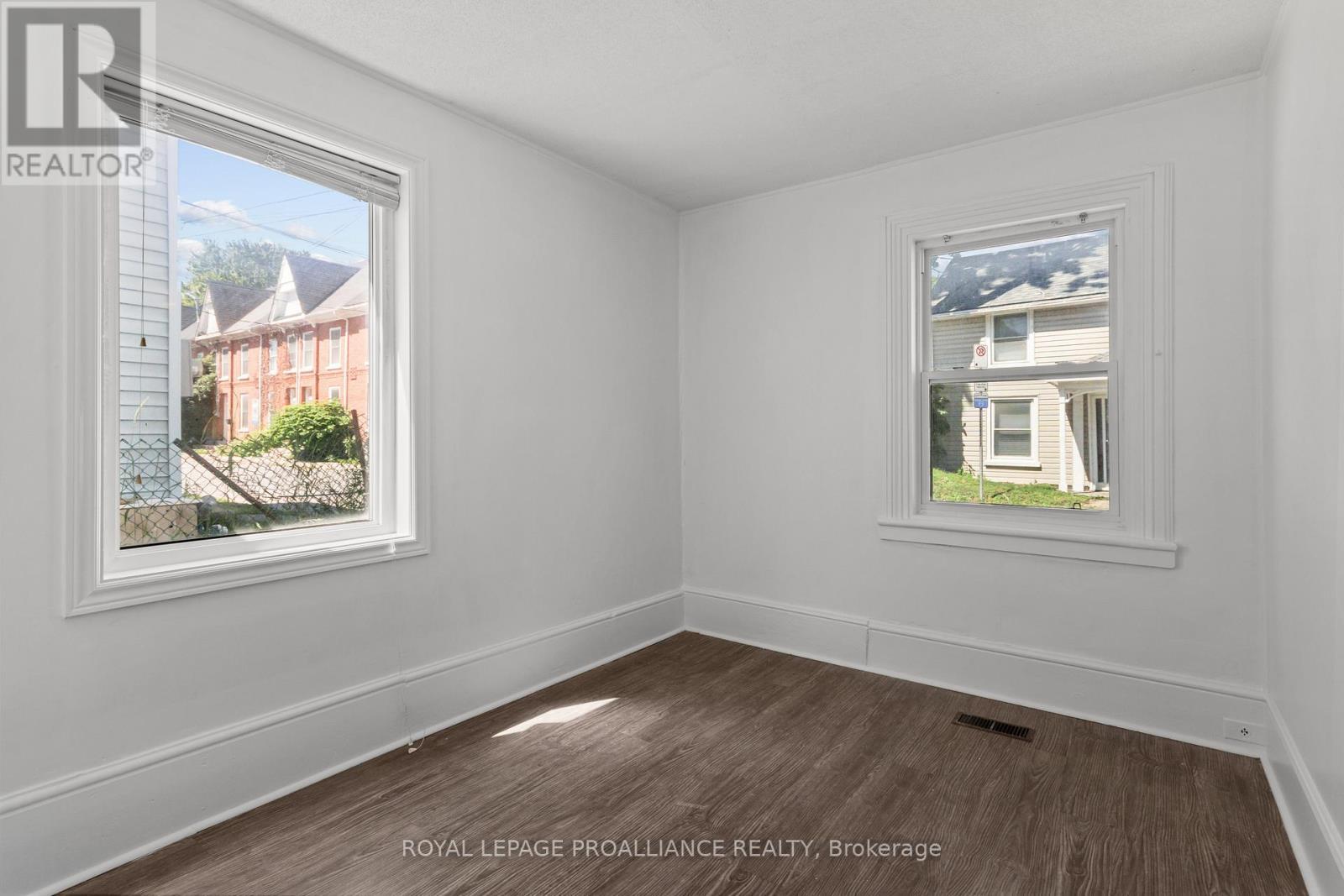 99 Chatham Street, Kingston (East Of Sir John A. Blvd), ON