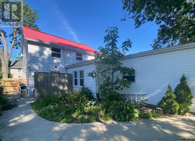 99 Chatham Street, Kingston (East Of Sir John A. Blvd), ON