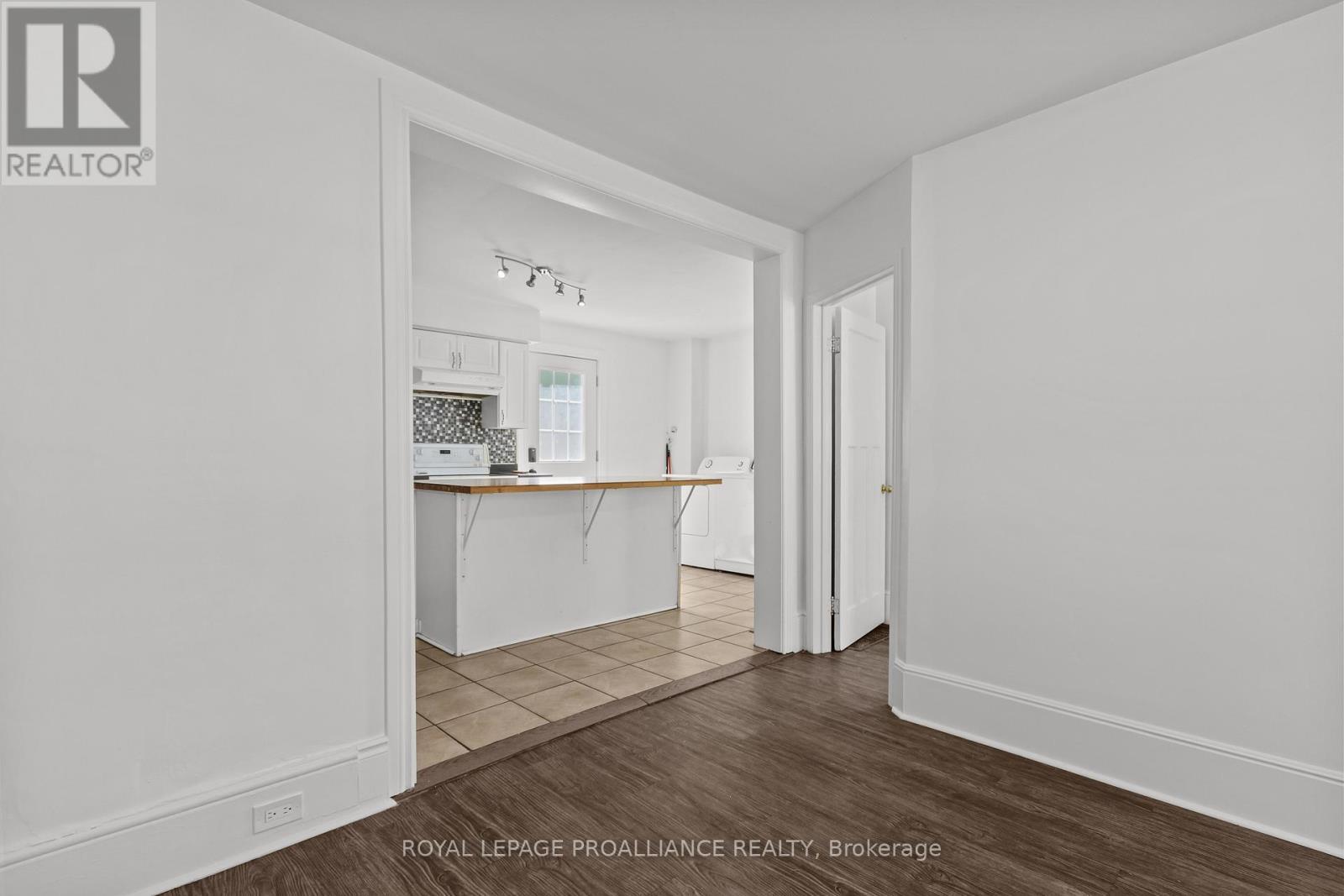 99 Chatham Street, Kingston (East Of Sir John A. Blvd), ON