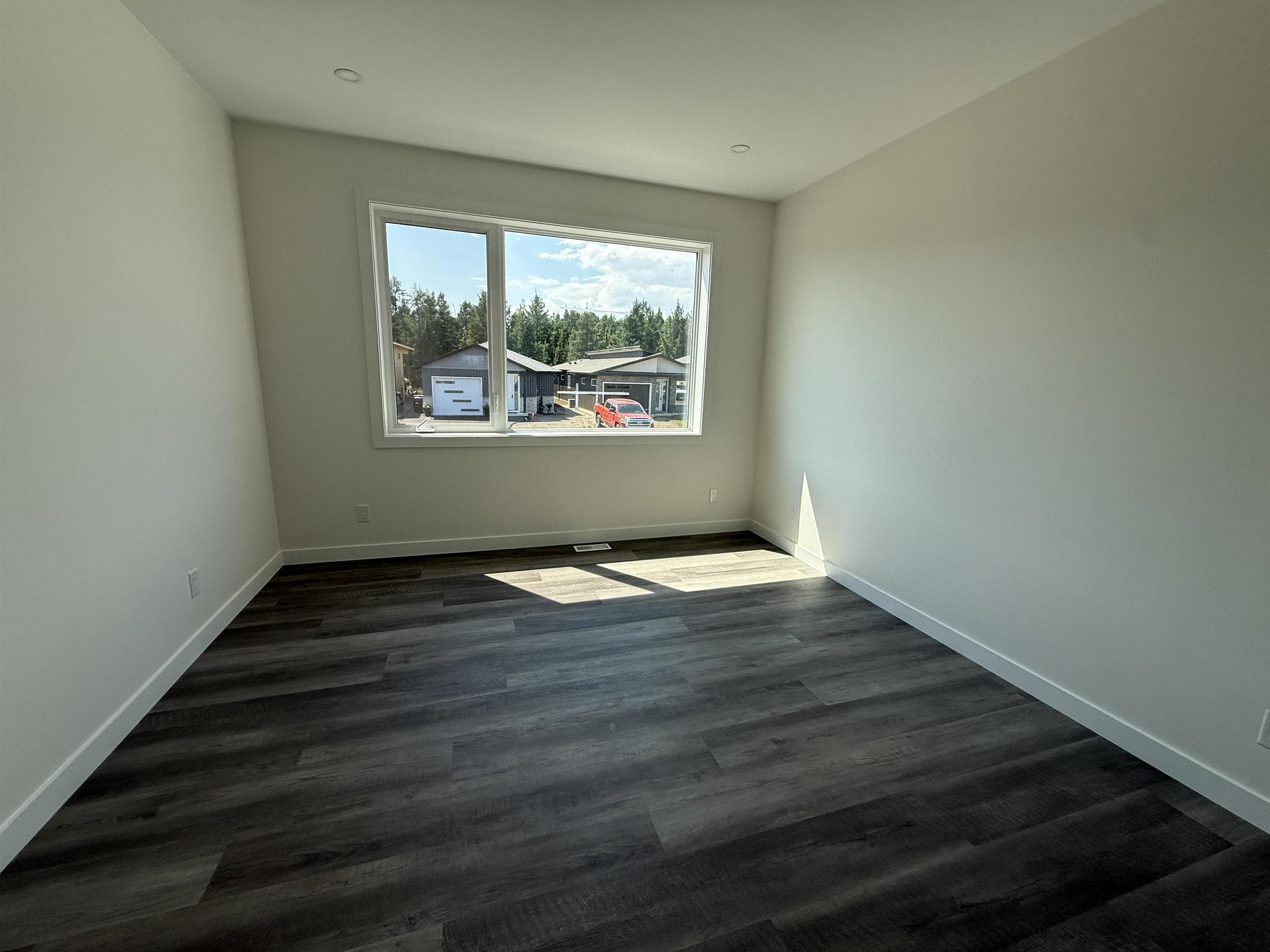 154 Bruin Crescent, Thunder Bay, ON