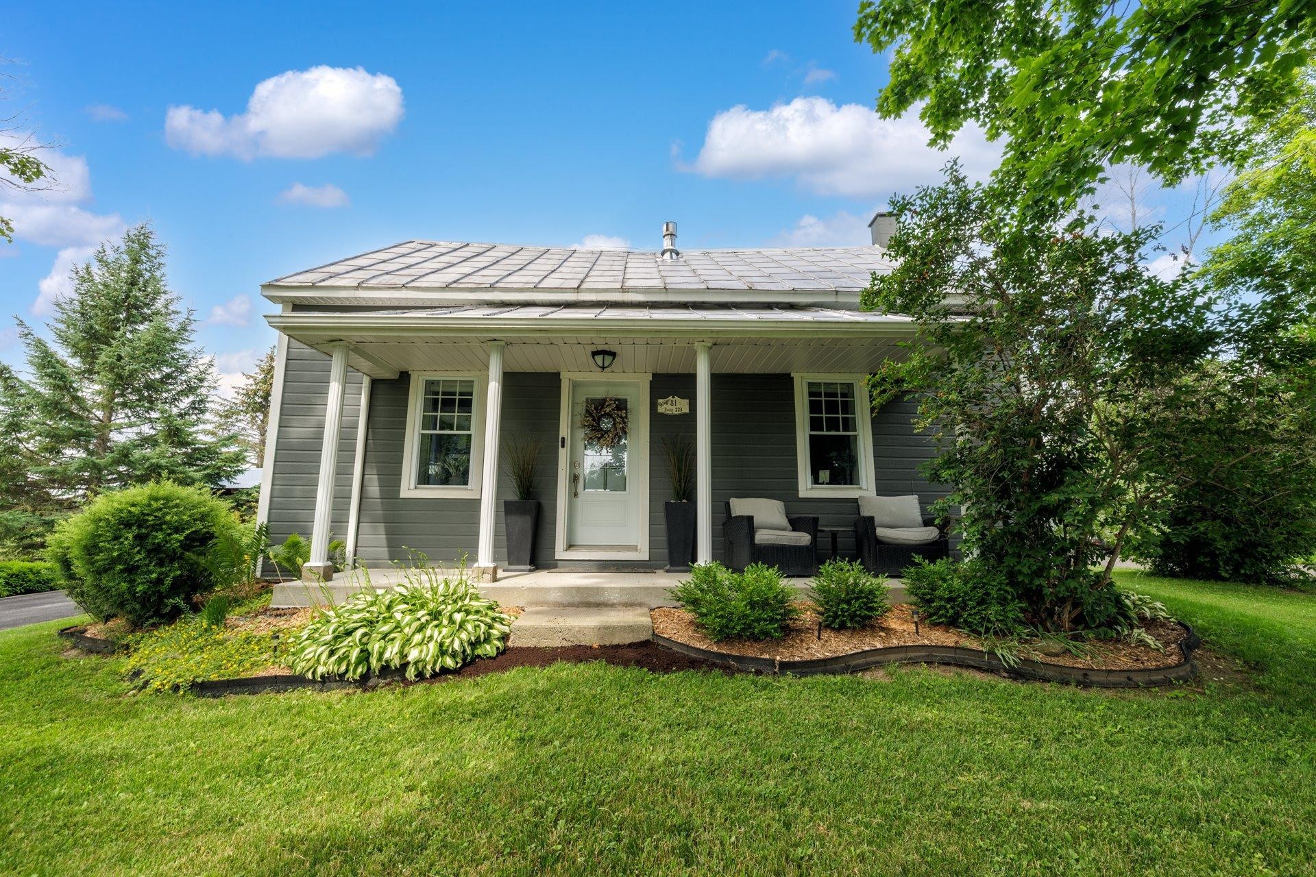 Front of Structure - 81 Route 223, Lacolle, QC - Outdoor