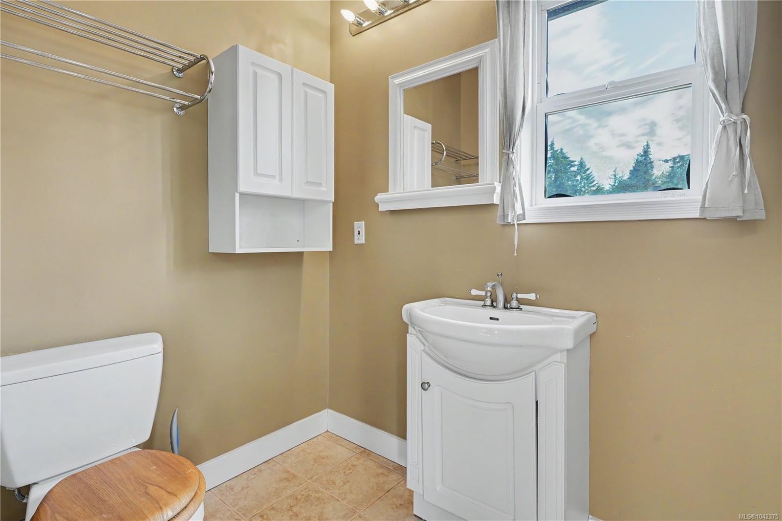 6285 North Rd, Duncan, BC
