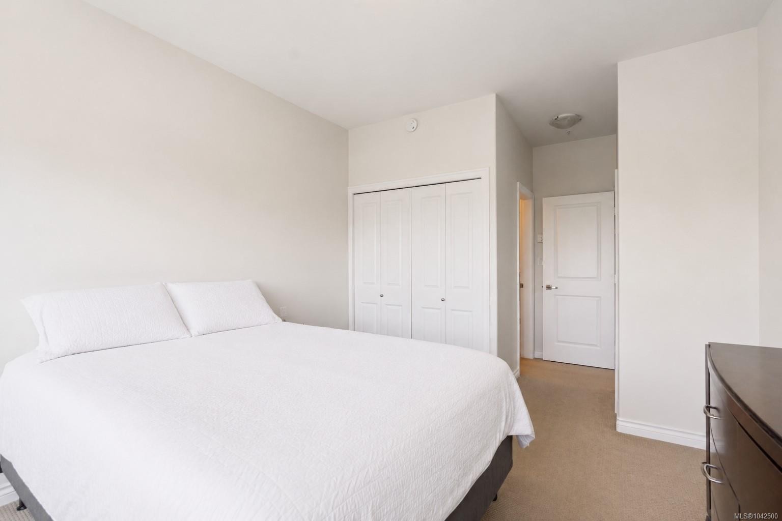 #308-9751 Fourth St, Sidney, BC