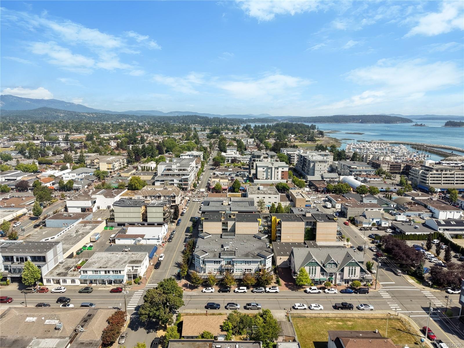 #308-9751 Fourth St, Sidney, BC