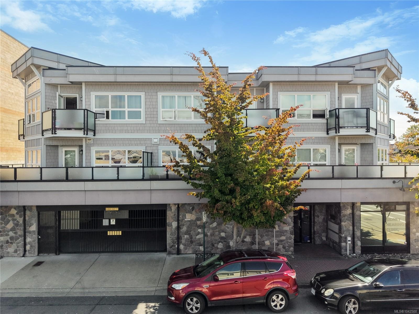 #308-9751 Fourth St, Sidney, BC
