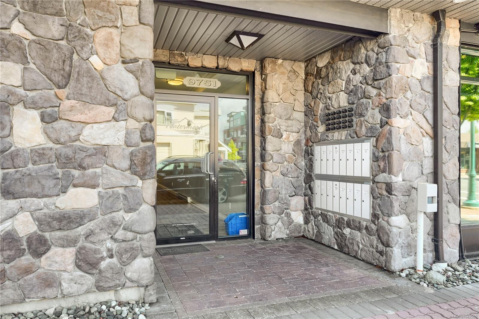 #308-9751 Fourth St, Sidney, BC