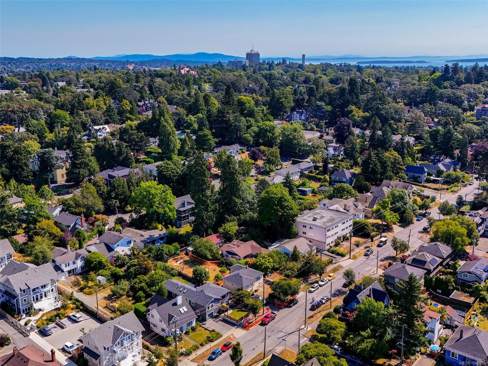 1230 Richardson St, Victoria, BC
