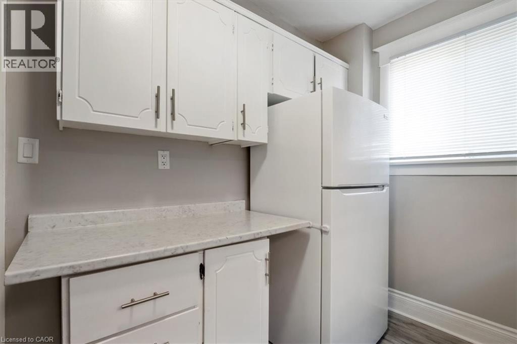 3 Carleton Street S Unit# Main, Thorold, ON