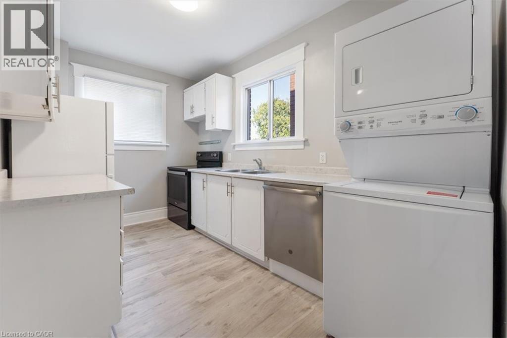 3 Carleton Street S Unit# Main, Thorold, ON