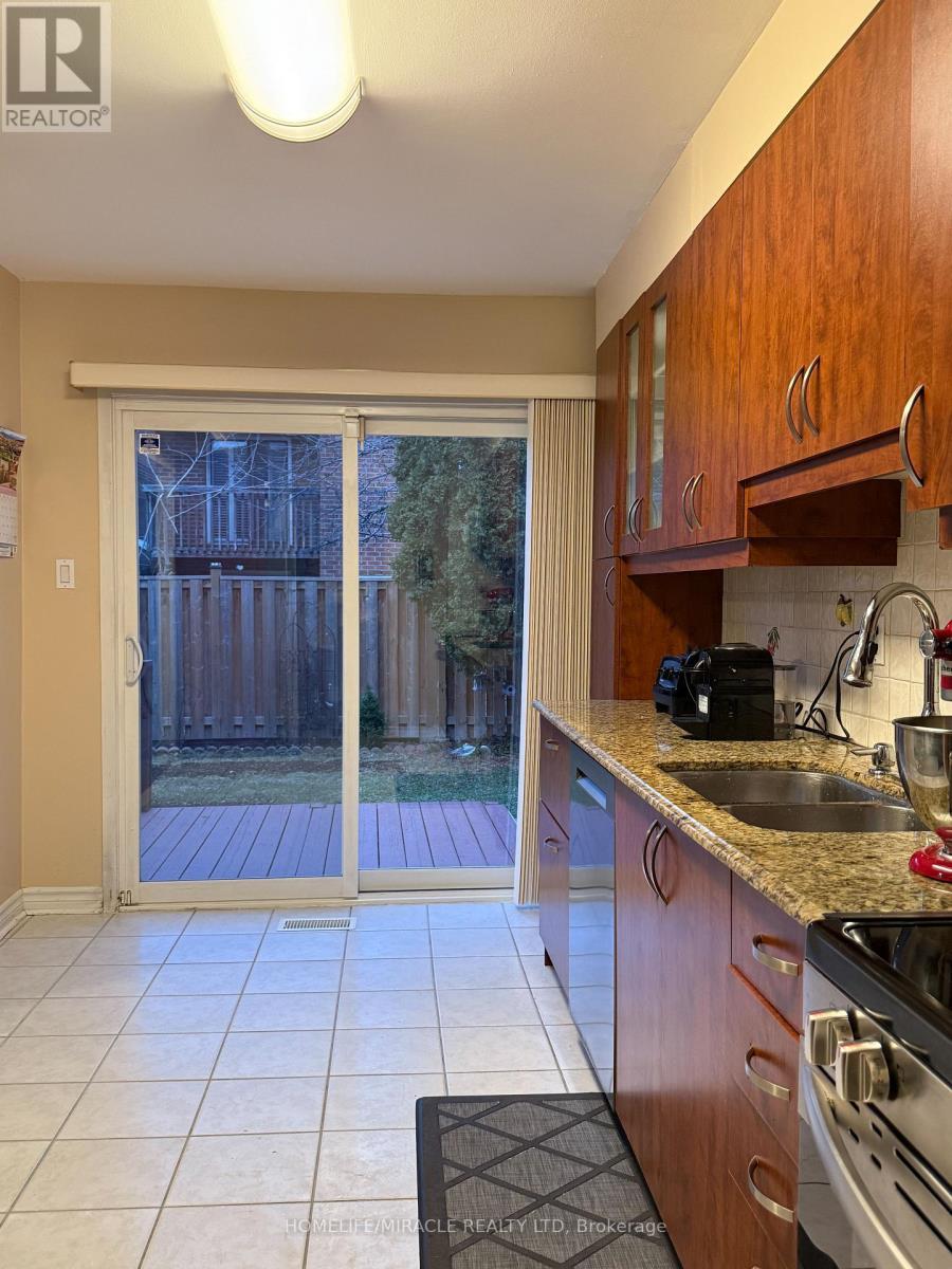 163 Mabley Crescent, Vaughan, ON