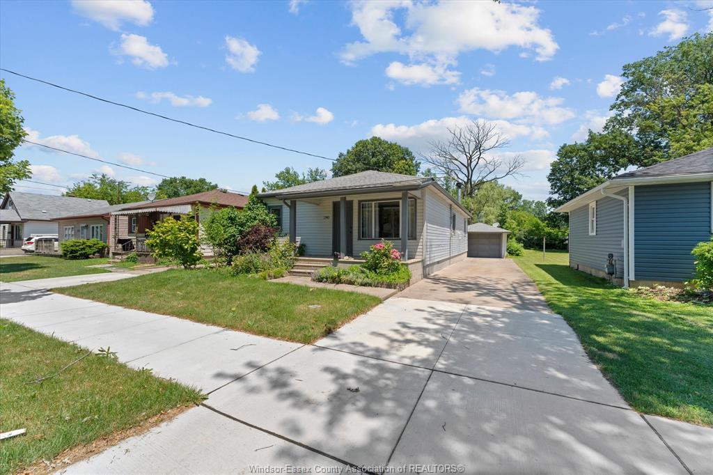 1740 Jefferson, Windsor, ON