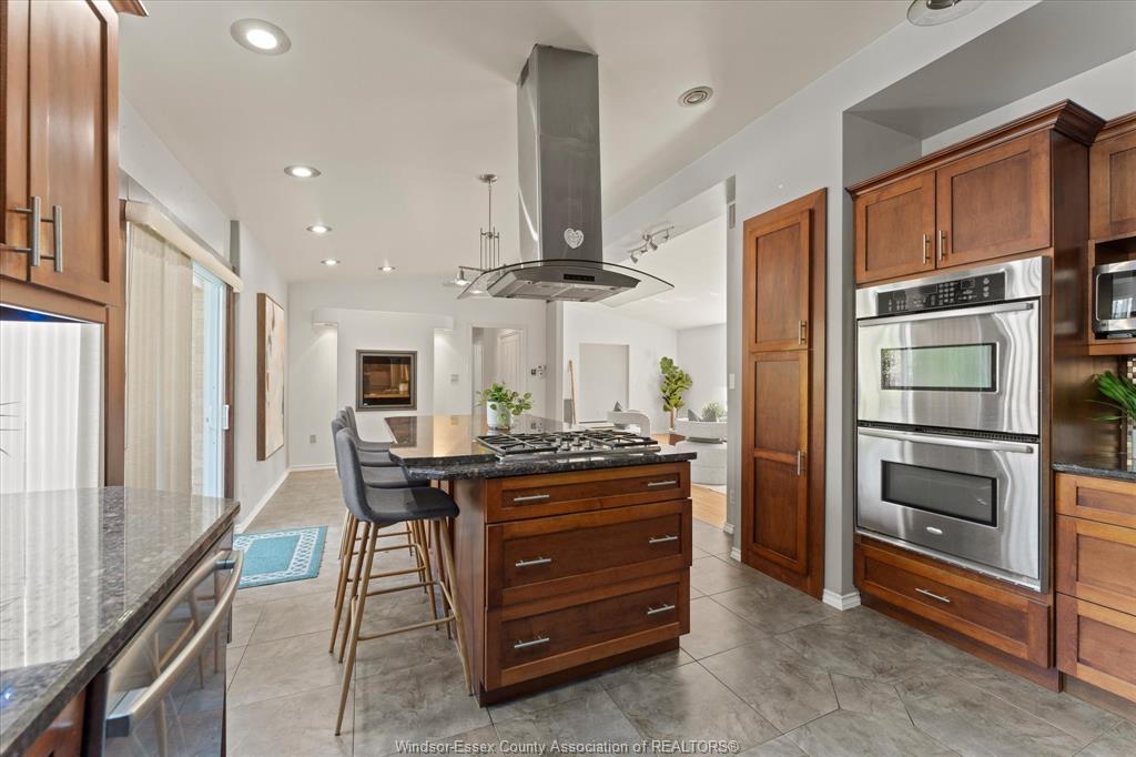 3740 Ouellette, Windsor, ON