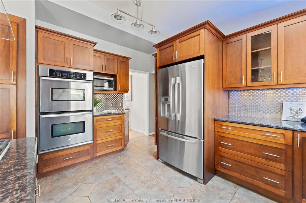 3740 Ouellette, Windsor, ON