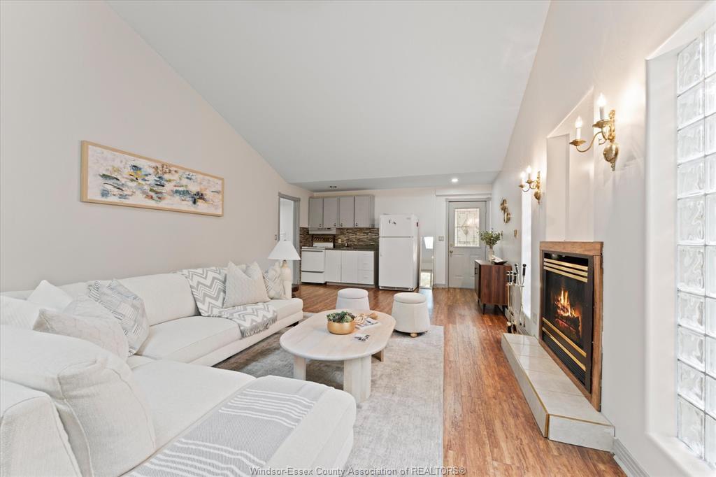 3740 Ouellette, Windsor, ON