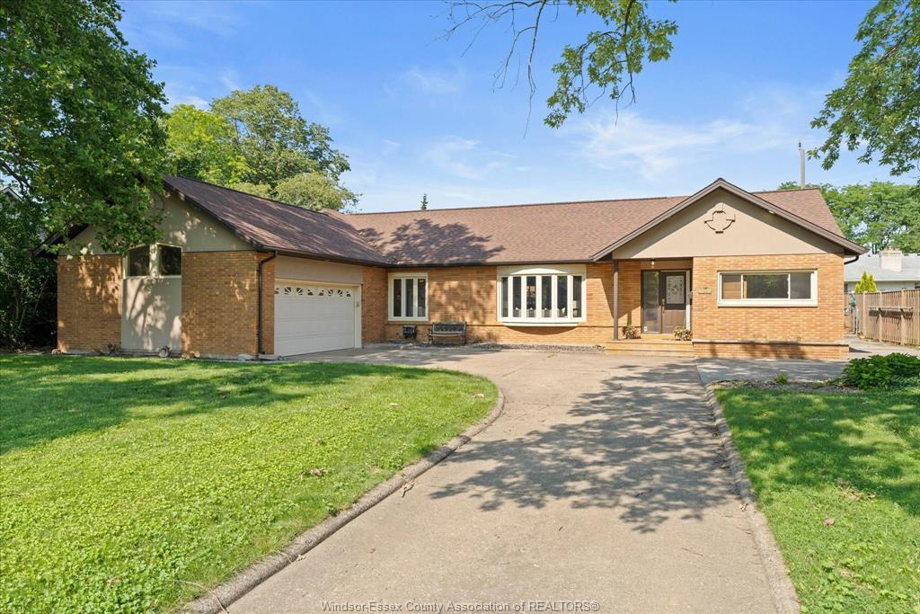 3740 Ouellette, Windsor, ON
