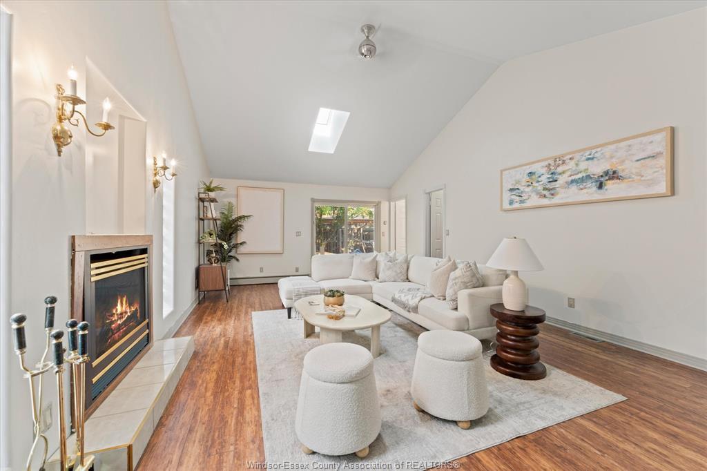 3740 Ouellette, Windsor, ON