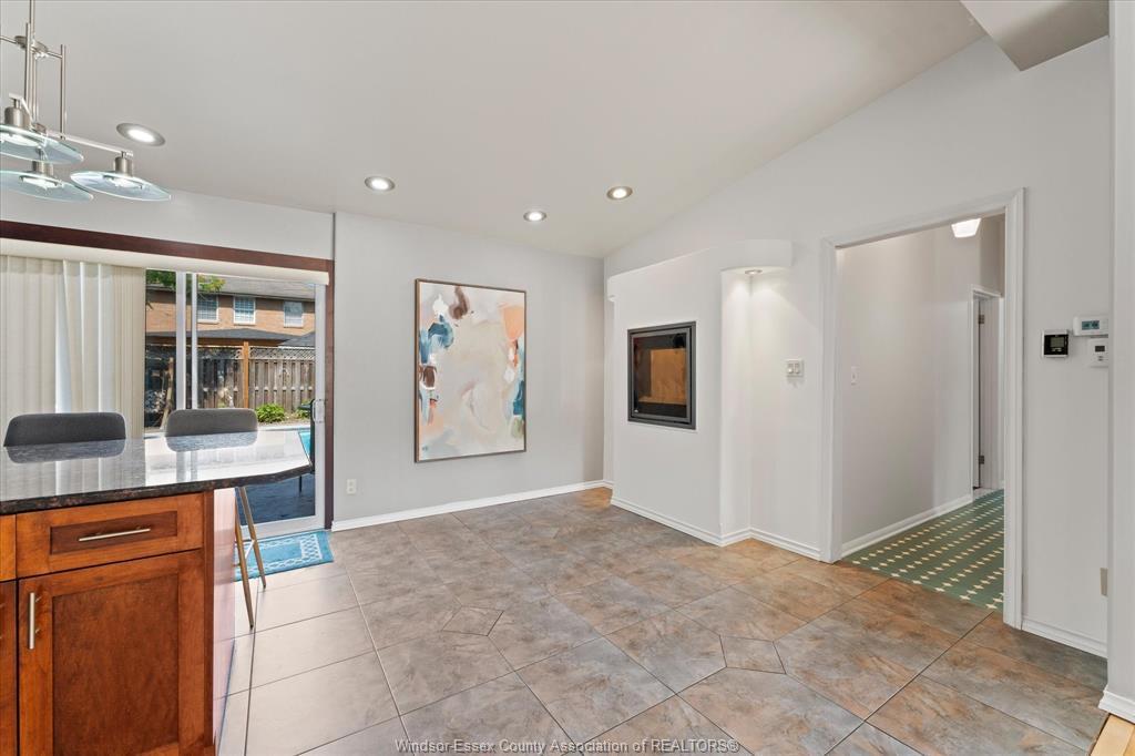 3740 Ouellette, Windsor, ON