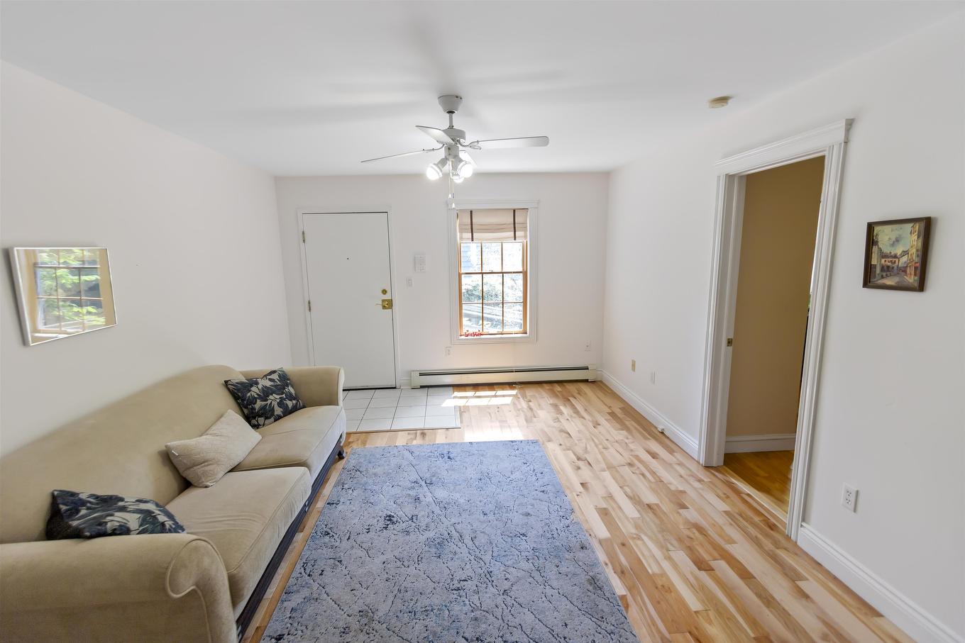 1 202-204 Euston Street, Charlottetown, PE