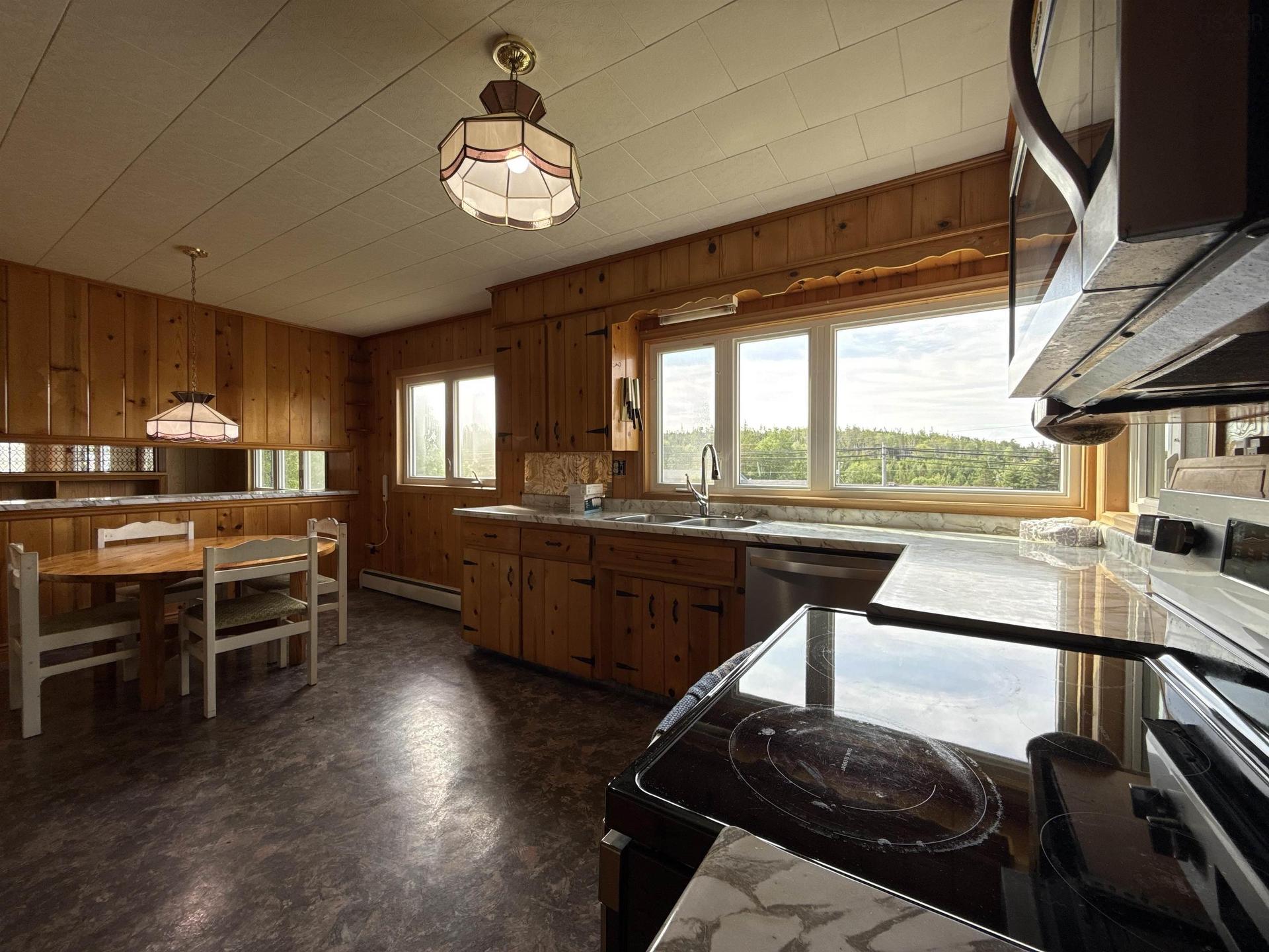 22807 Highway 7, Sheet Harbour, NS