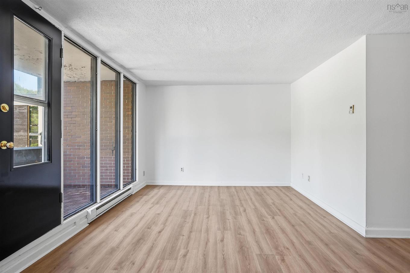 210 5959 Spring Garden Road, Halifax, NS