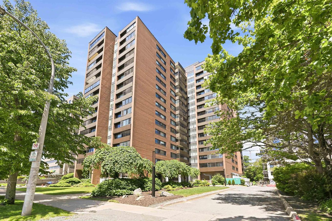 210 5959 Spring Garden Road, Halifax, NS