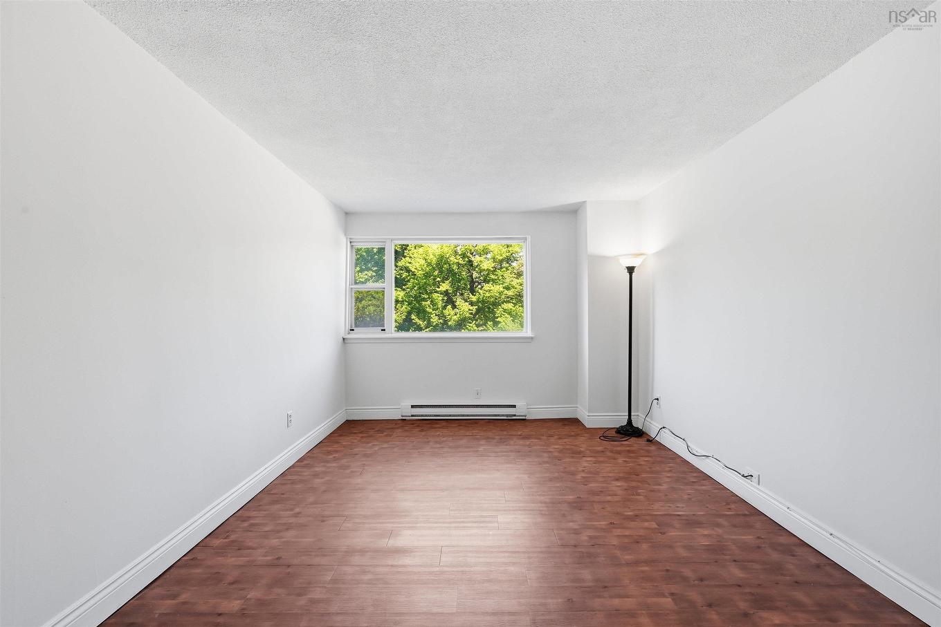 210 5959 Spring Garden Road, Halifax, NS