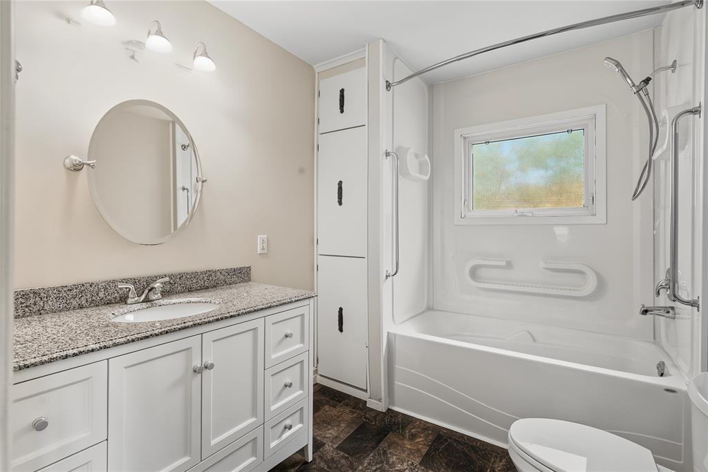 9 Blackmarsh Road, St. John'S, NL
