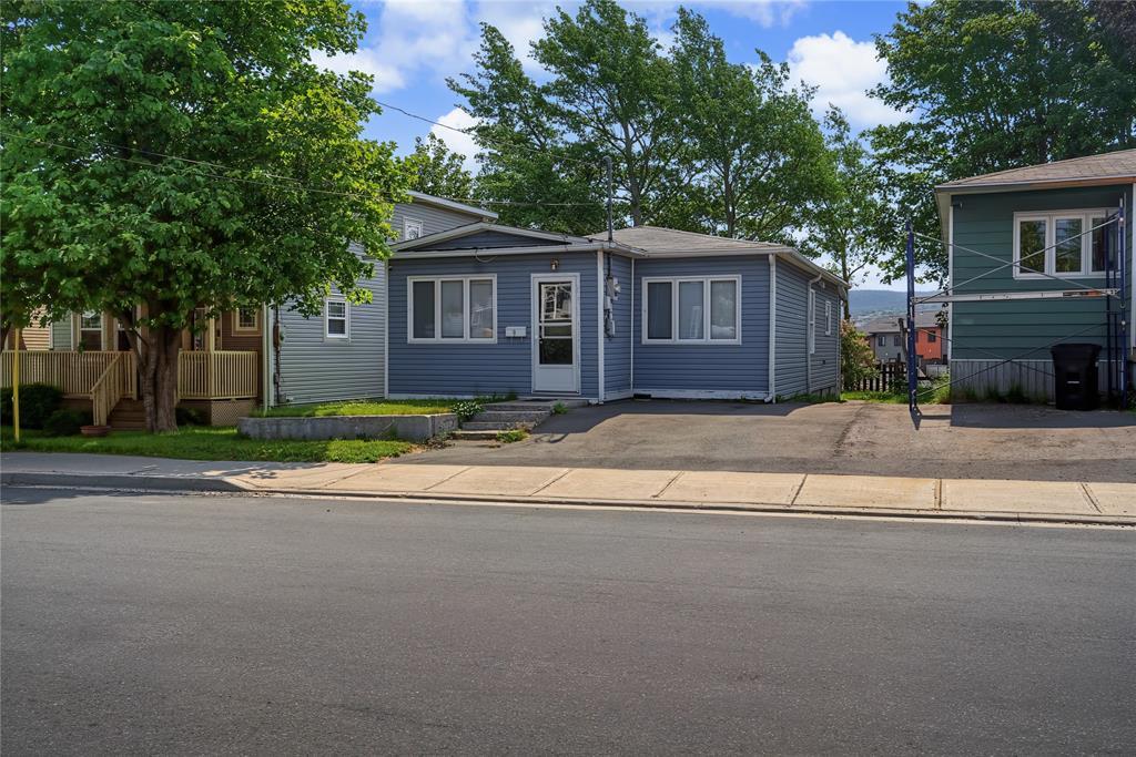 9 Blackmarsh Road, St. John'S, NL