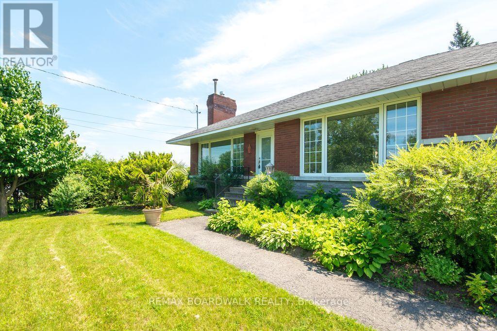 3654 Navan Road, Ottawa, ON