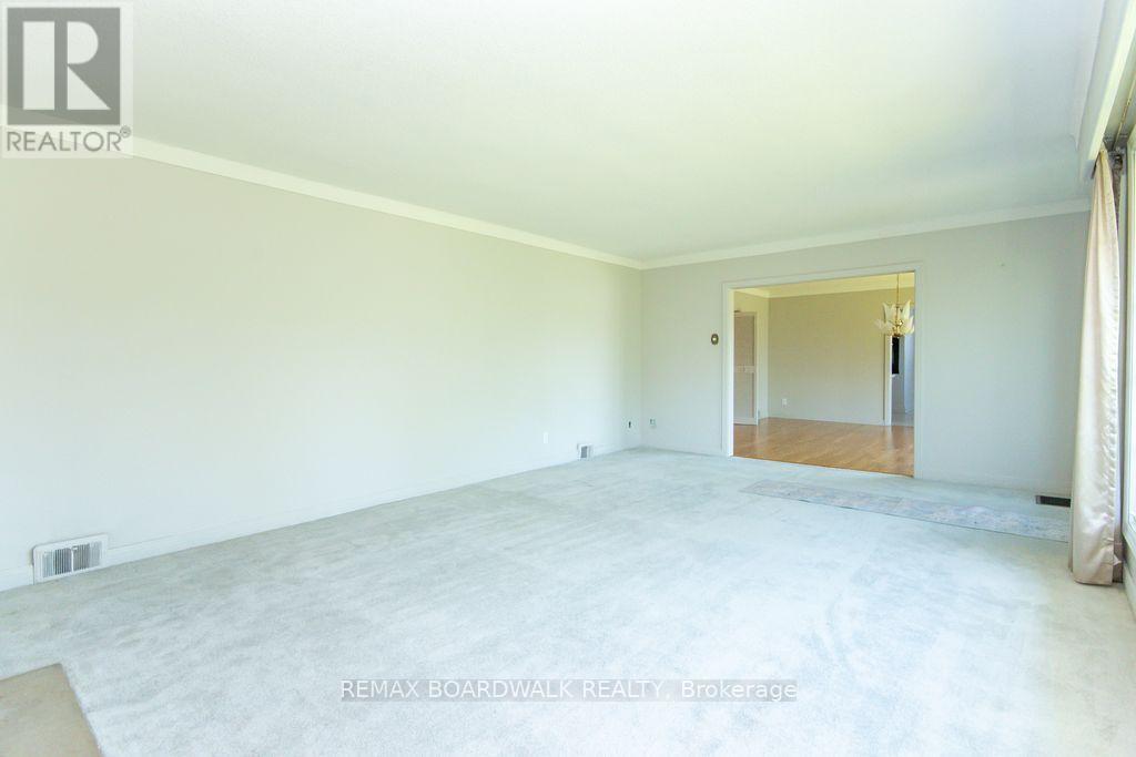 3654 Navan Road, Ottawa, ON