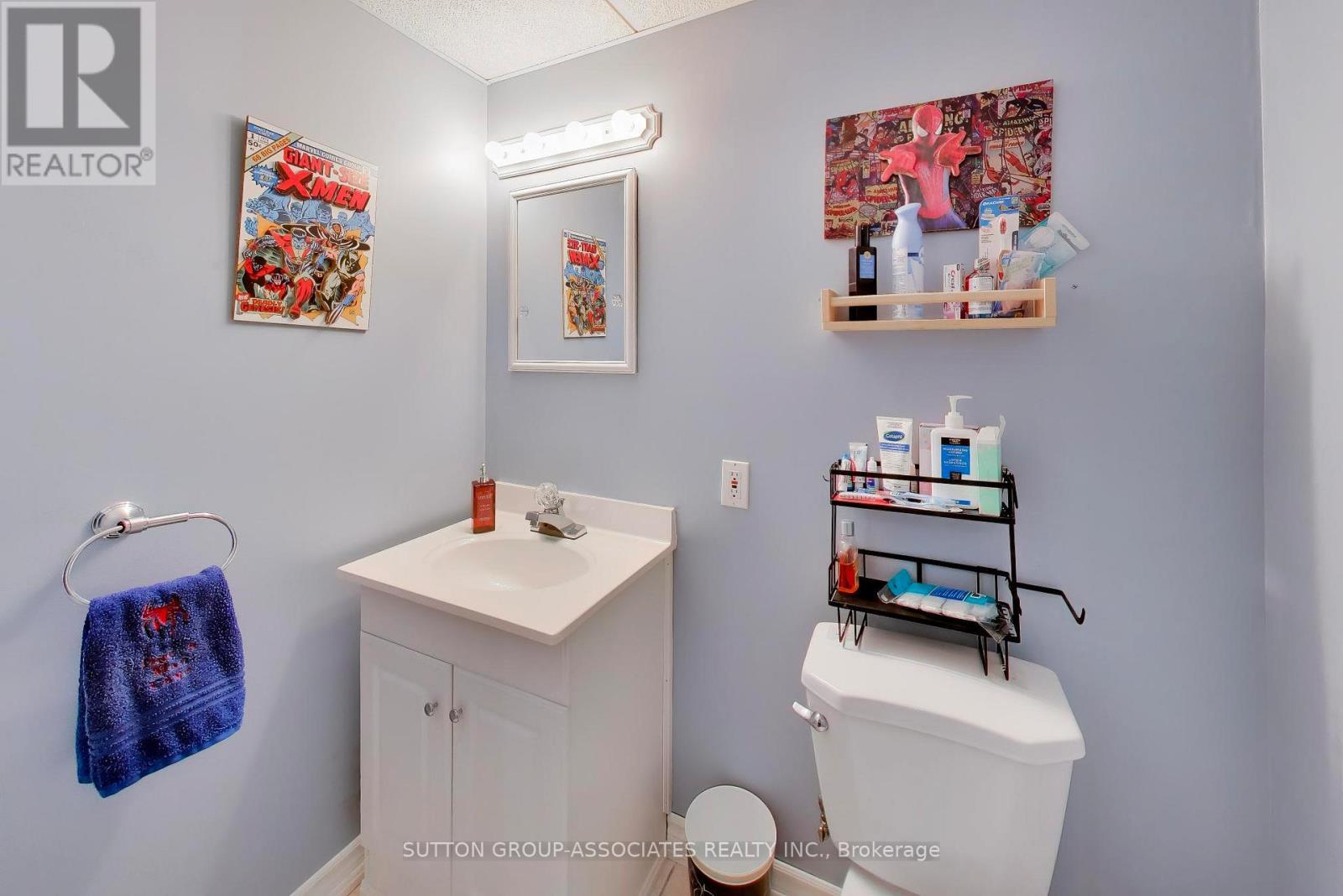 6321 Amber Glen Drive, Mississauga, ON