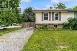 2 BALDWIN CRESCENT Thorold (Confederation Heights), ON L2V 4H5