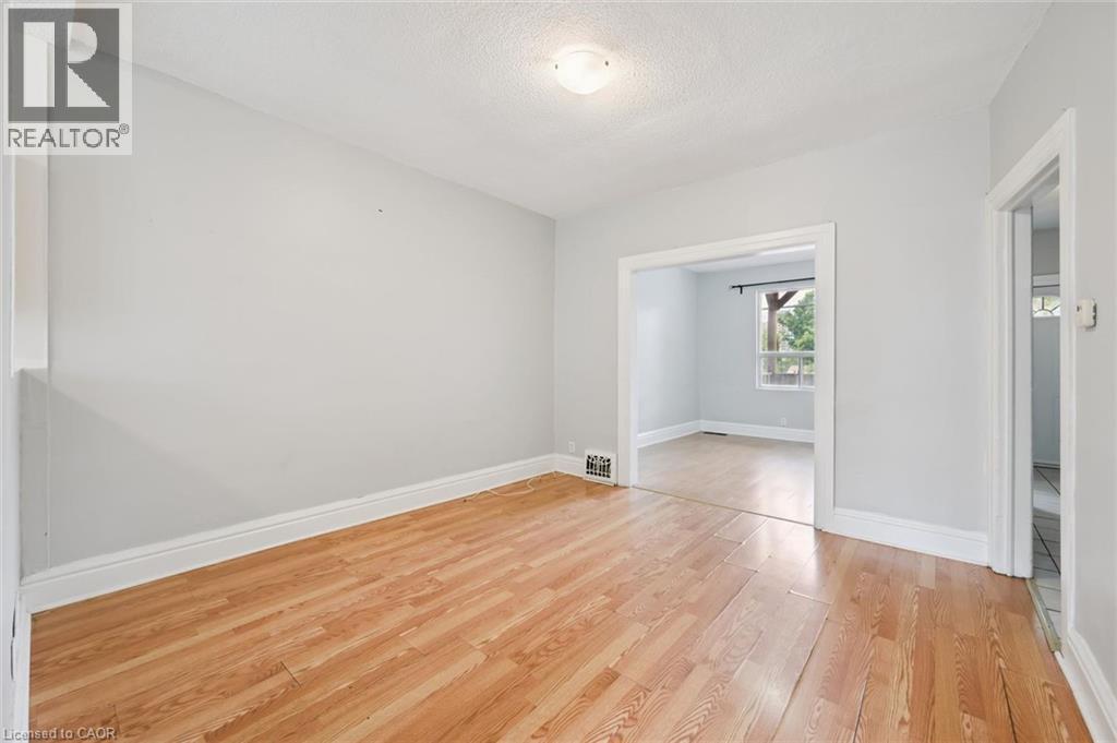 126 Wellington Street N, Kitchener, ON - Indoor Photo Showing Other Room
