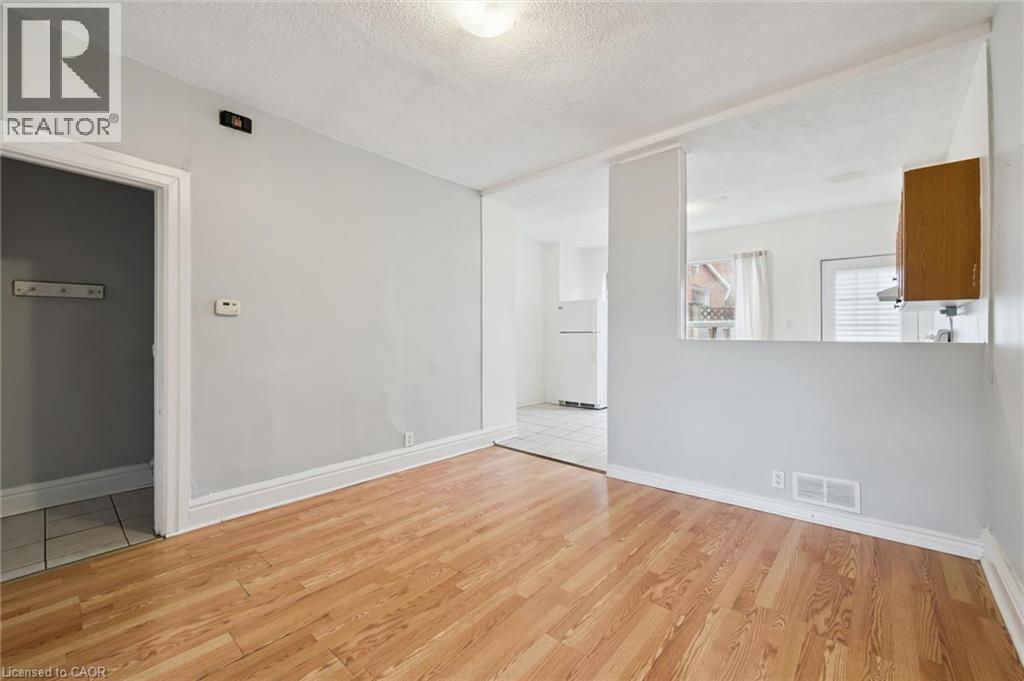 126 Wellington Street N, Kitchener, ON - Indoor Photo Showing Other Room