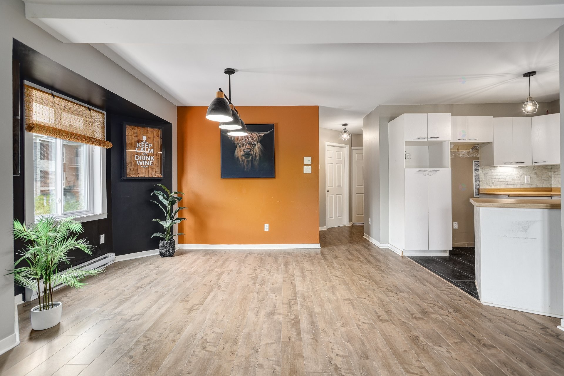 Salle à manger - 15996 Rue Victoria, Montréal (Rivière-Des-Prairies/Pointe-Aux-Trembles), QC
