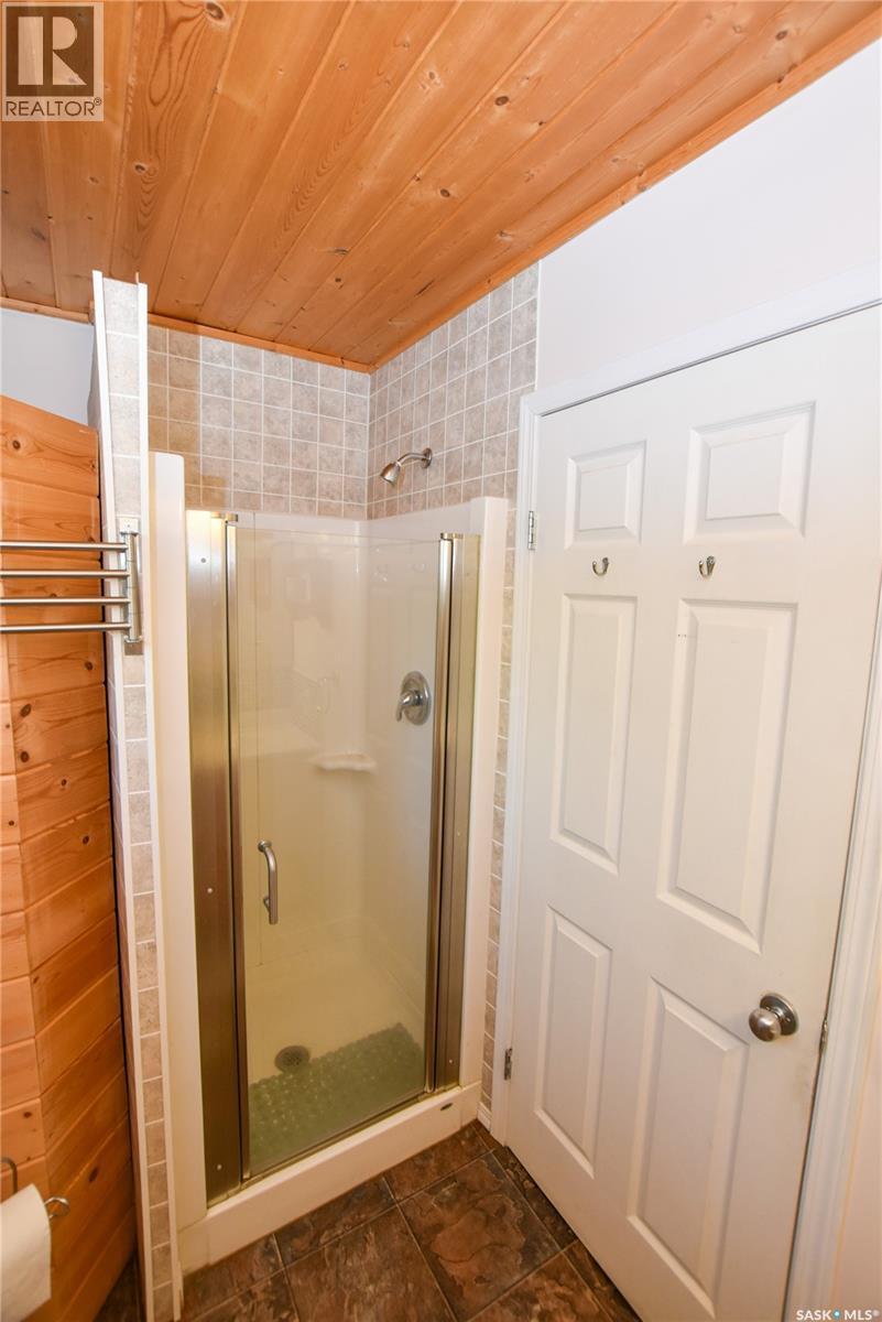 134 Sunridge Road, Pebble Baye, SK - Indoor Photo Showing Bathroom