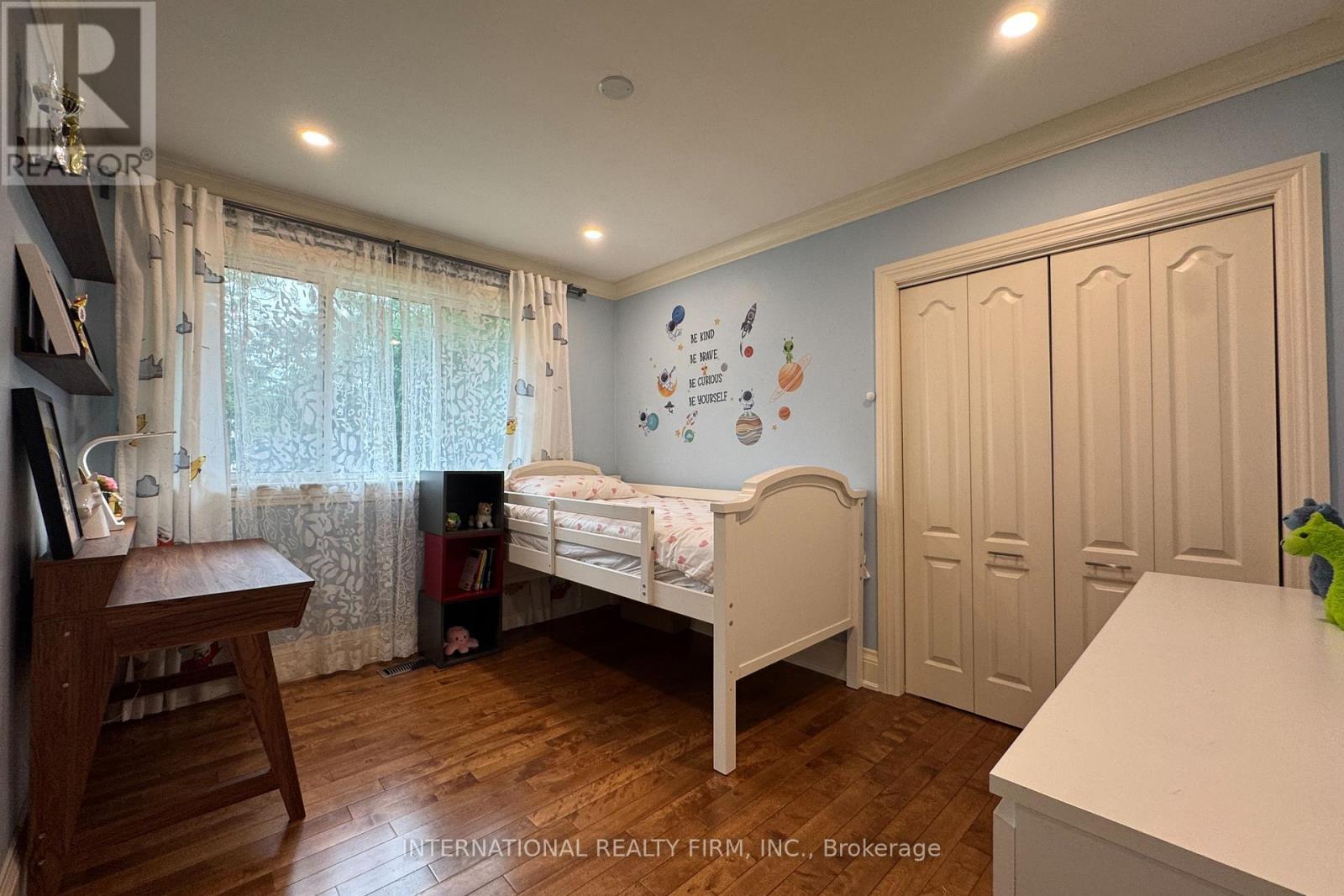 1594 Sunnycove Drive, Mississauga, ON