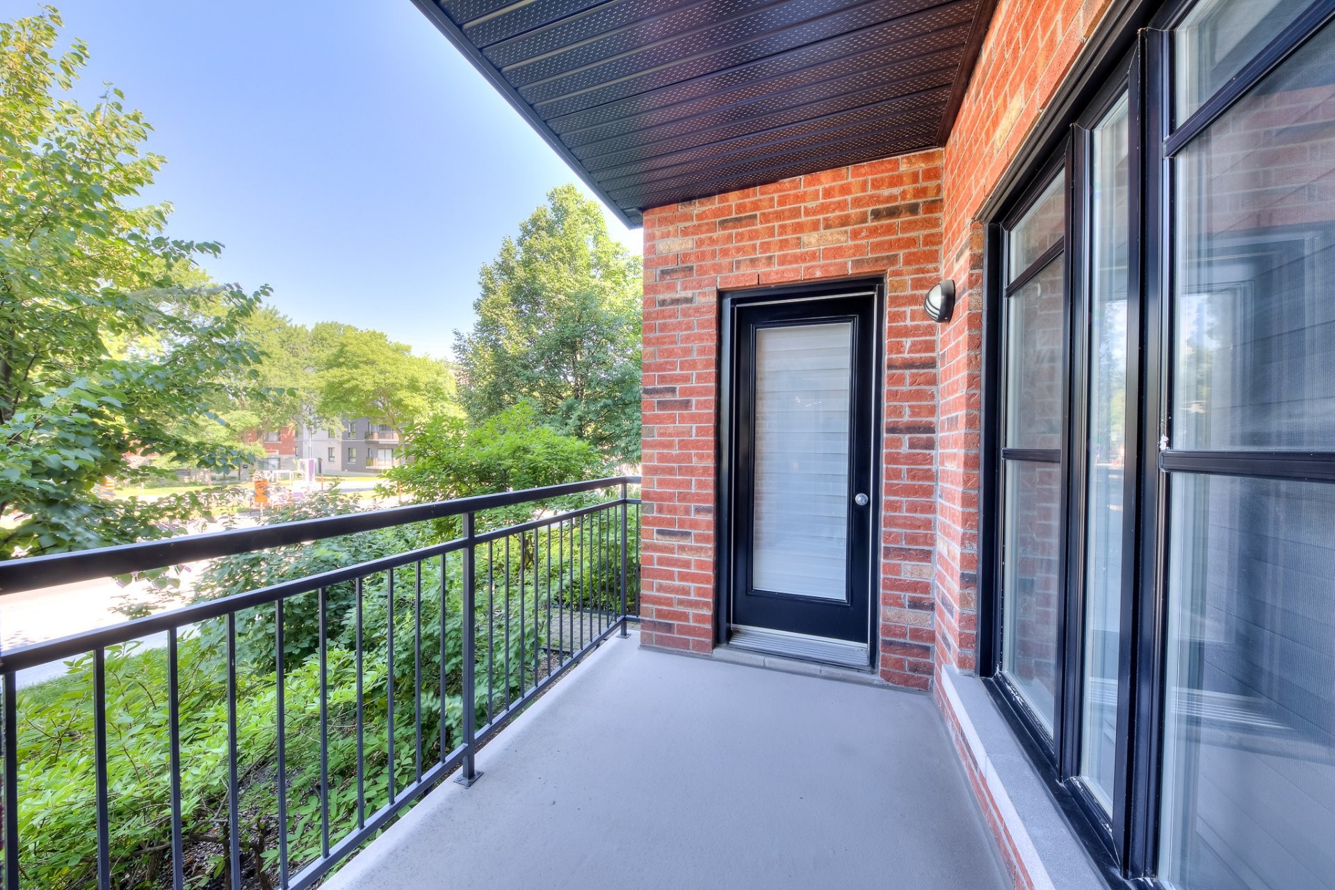 Balcony - 102-1628 Boul. Henri-Bourassa E., Montréal (Ahuntsic-Cartierville), QC