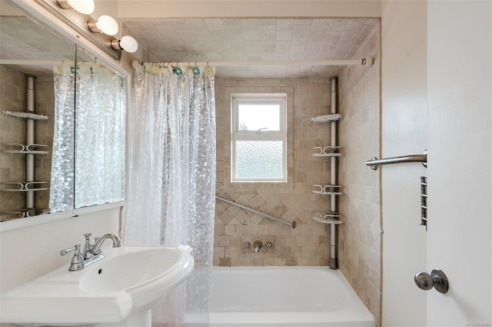 3967 Rainbow St, Saanich, BC