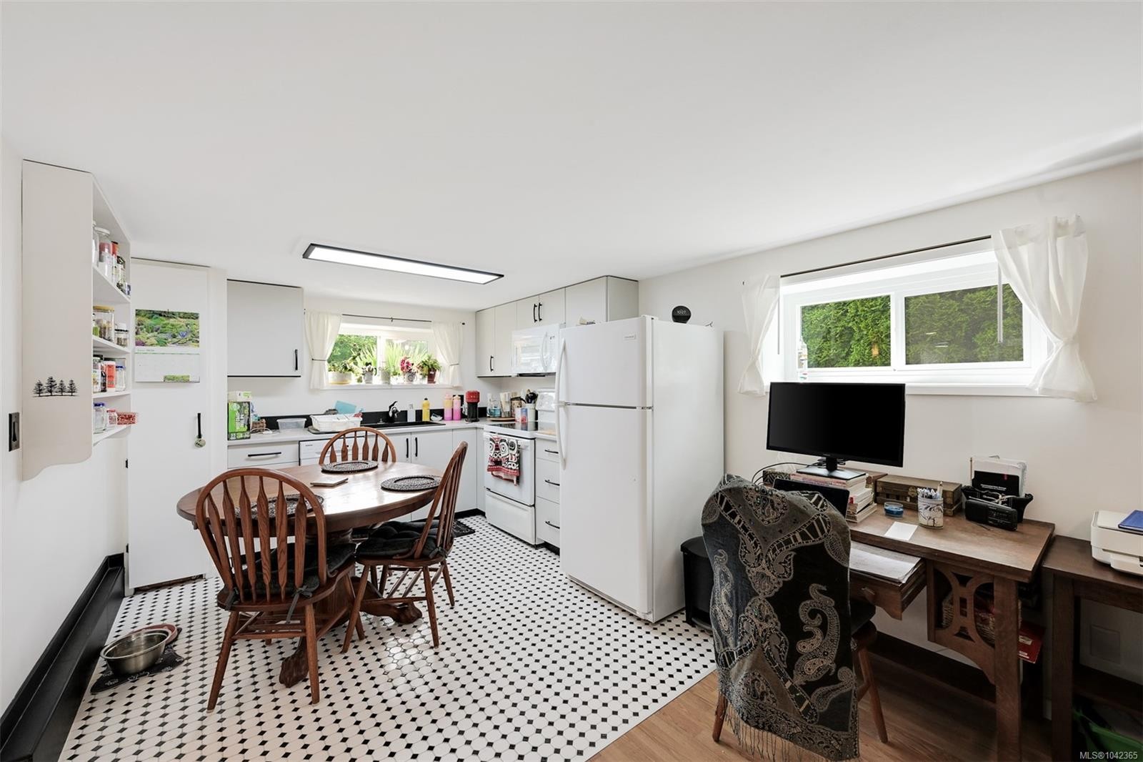 3967 Rainbow St, Saanich, BC