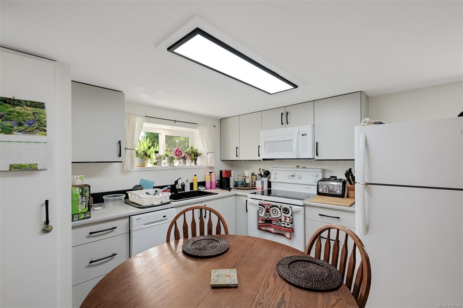 3967 Rainbow St, Saanich, BC