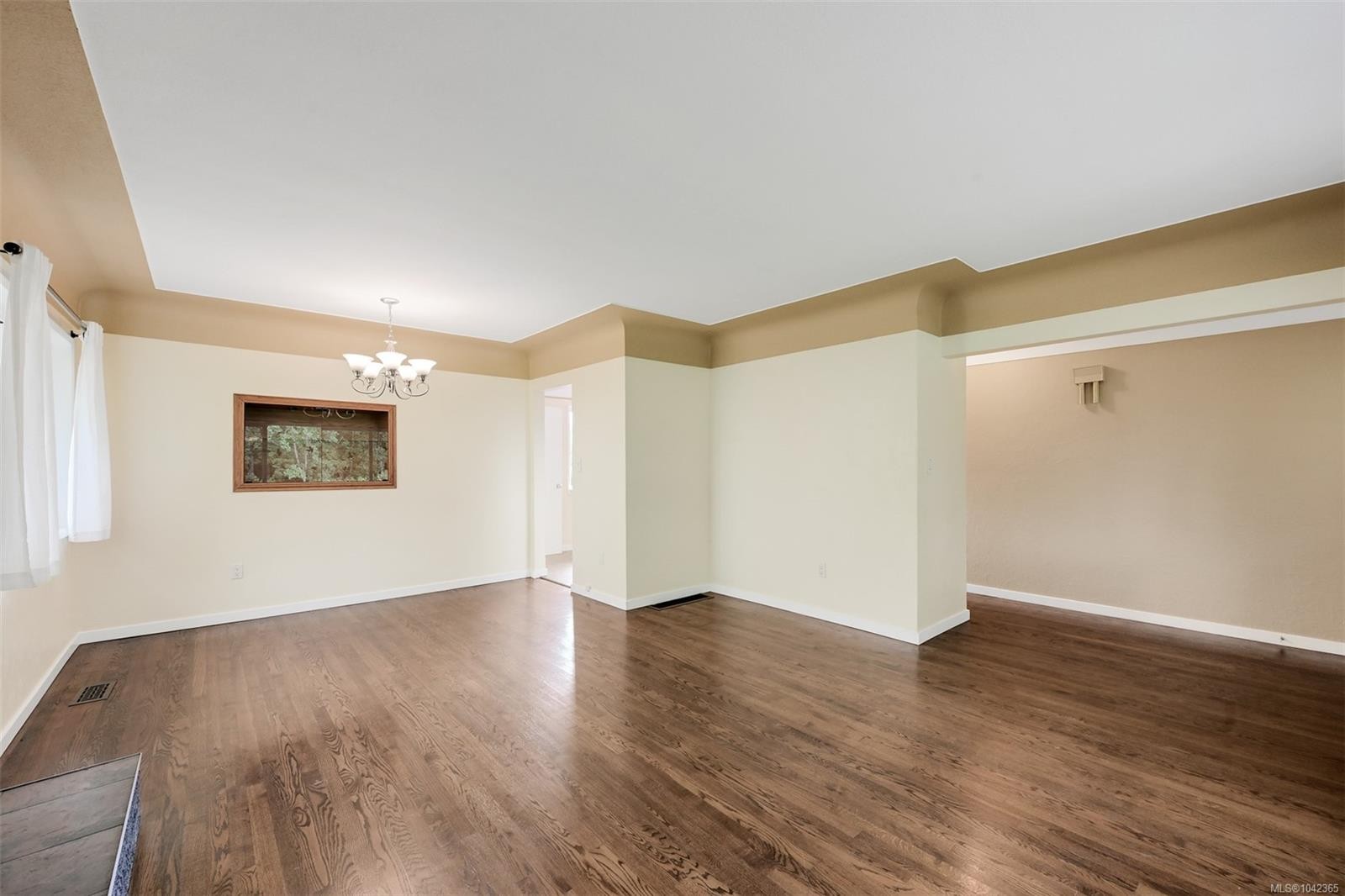 3967 Rainbow St, Saanich, BC